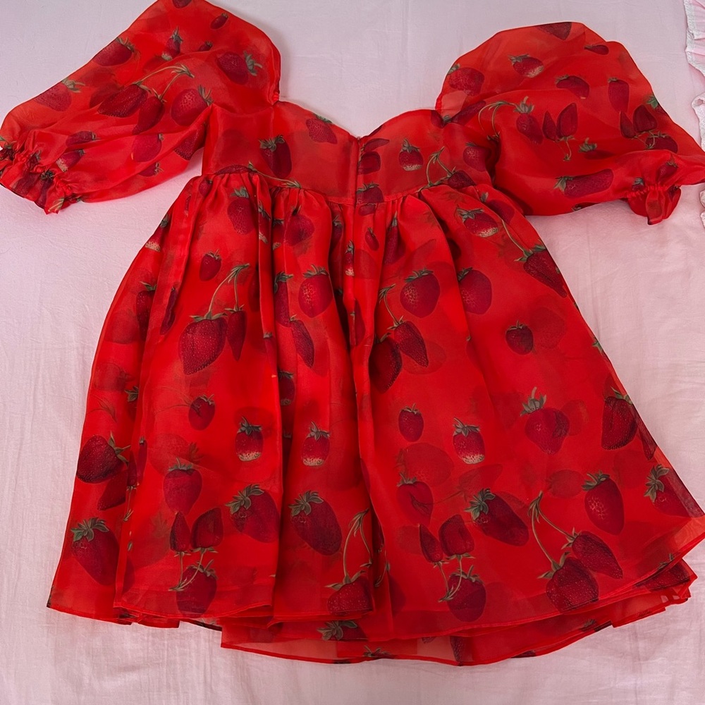 Selkie Strawberry Dress - Picture 7 of 8